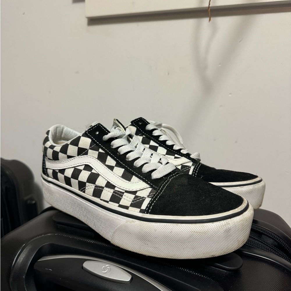 Vans platform